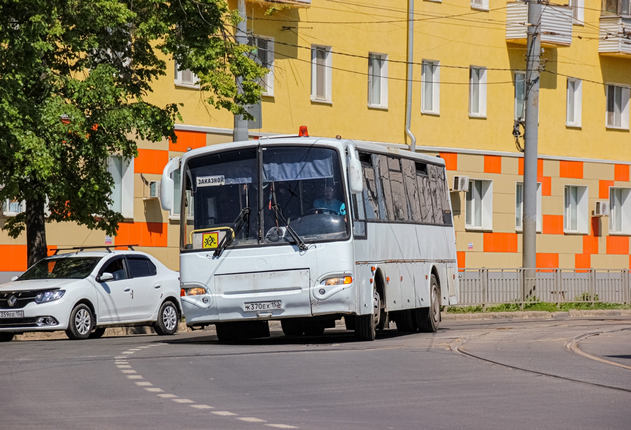 Нижегородская область, КАвЗ-4238-00 № К 370 ЕХ 152