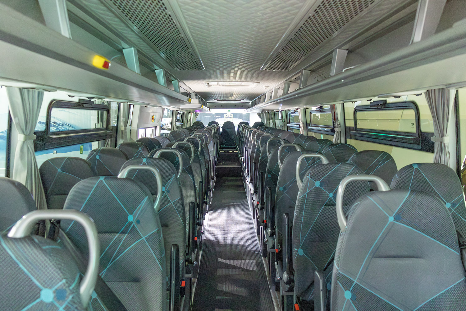 Китай, Zhong Tong LCK6139EV № [B139240189]; Нижняя Саксония — IAA Transportation 2024