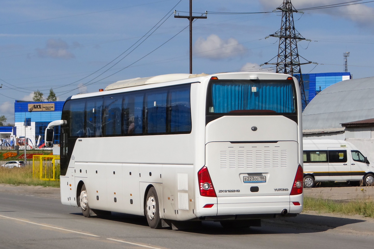 Ханты-Мансийский АО, Yutong ZK6122H9 № Е 223 ОС 186