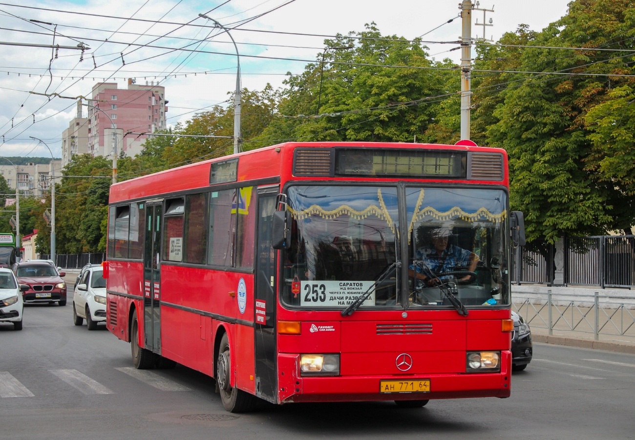 Саратовская область, Mercedes-Benz O407 № АН 771 64