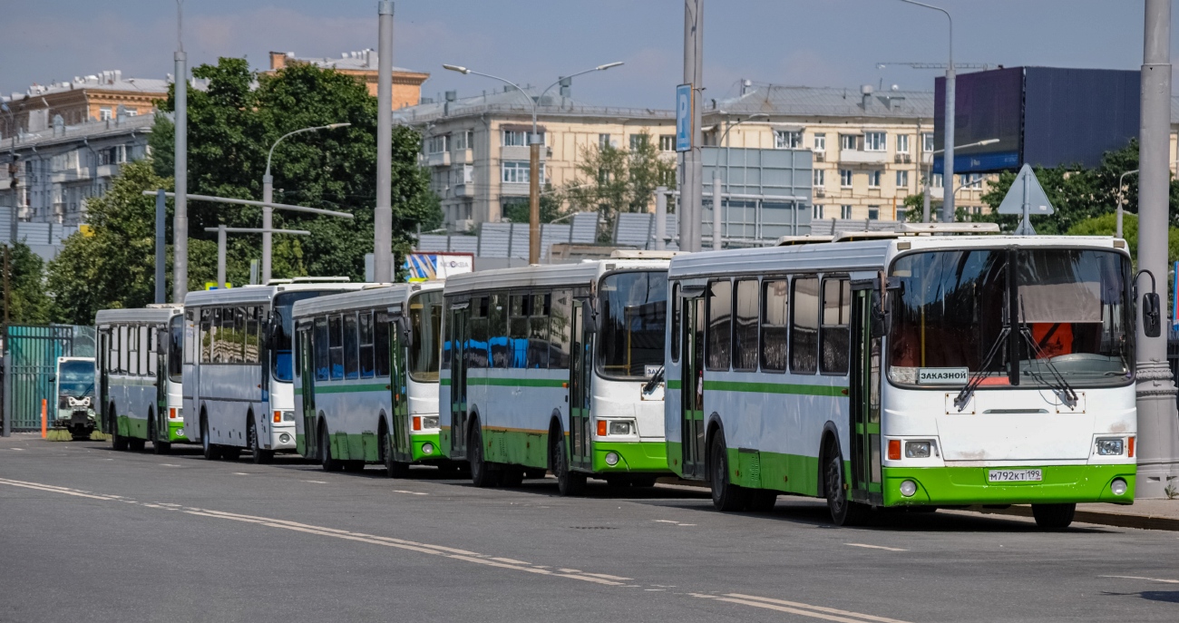 Москва, ЛиАЗ-5256.36-01 № М 792 КТ 199