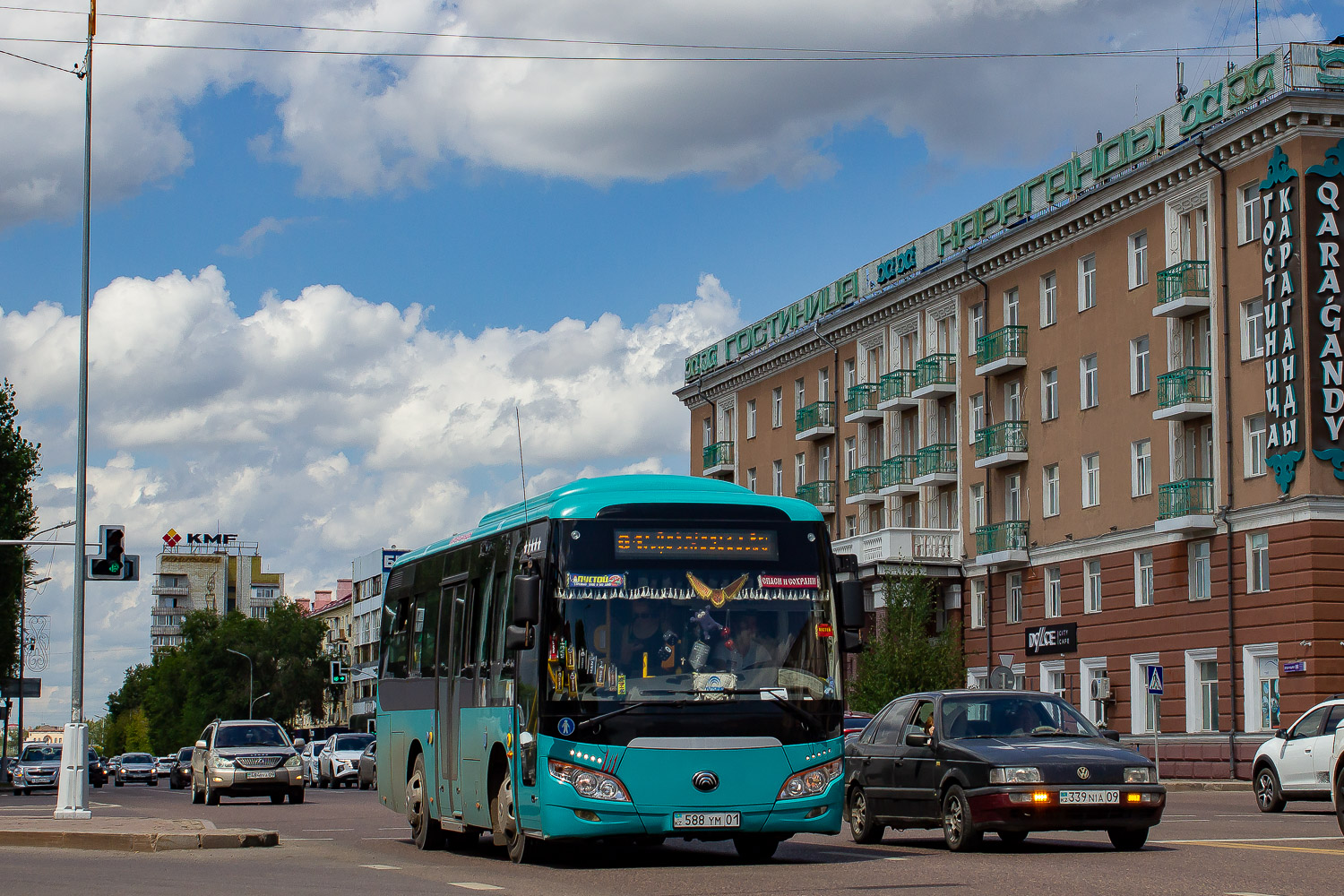 Карагандинская область, Yutong ZK6852HG (СарыаркаАвтоПром) № 588 YM 01
