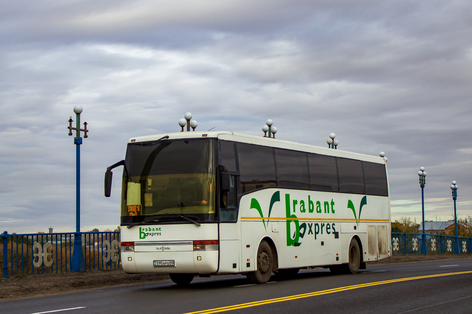 Карагандинская область, Van Hool T915 Acron № 595 APQ 09