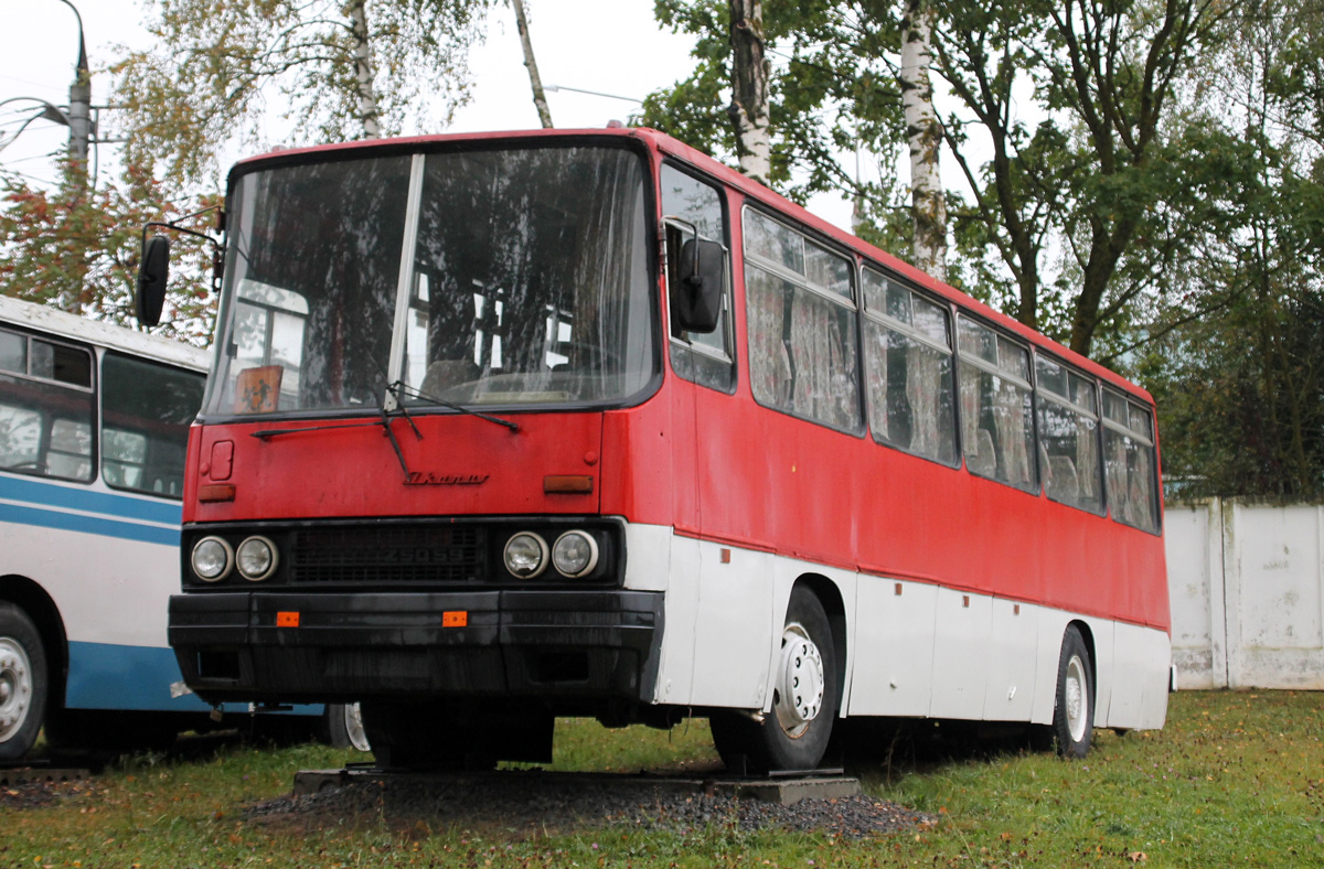 Витебская область, Ikarus 256.54 № 2Б/Н-01; Витебская область — Автобусы-памятники