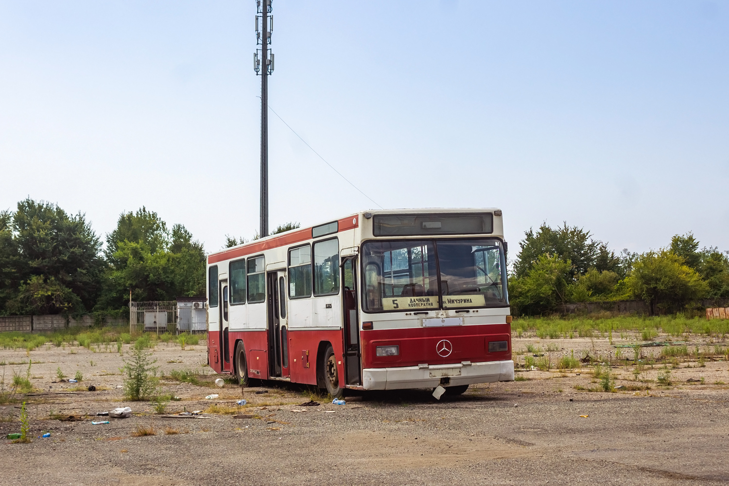 Абхазия, Mercedes-Benz O325 № С 752 СС