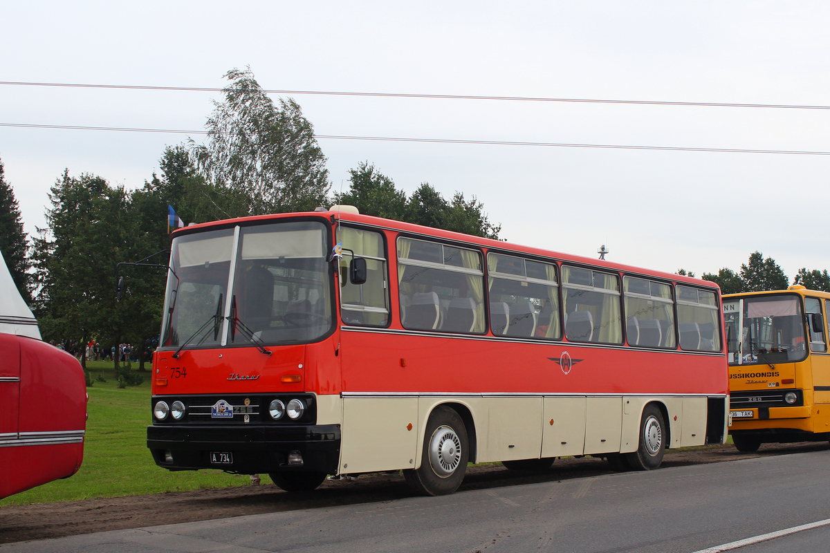 Эстония, Ikarus 256.54 № A 734; Литва — Baltijos kelias 35 | The Baltic Way 35