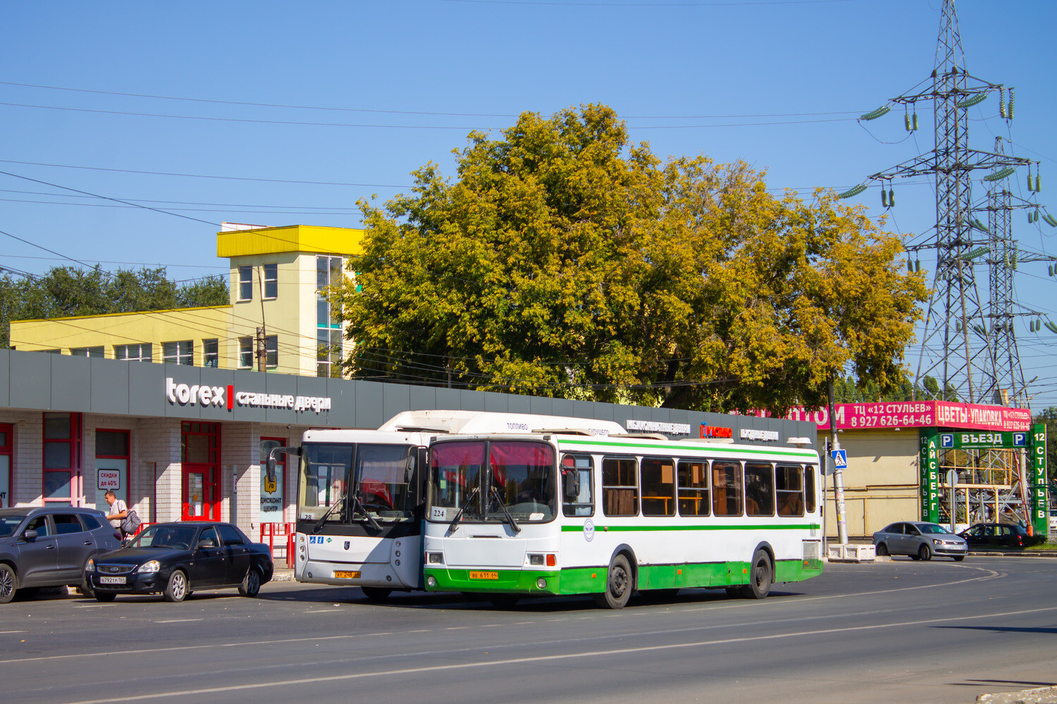 Саратовская область, ЛиАЗ-5256.36 № ВЕ 611 64