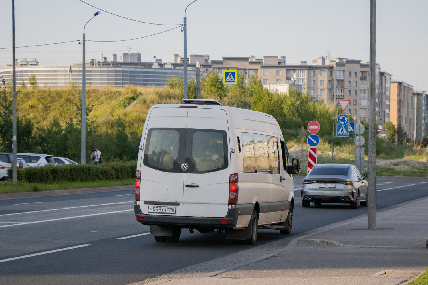 Санкт-Петербург, БТД-2219 (Volkswagen Crafter) № М 099 ХТ 198