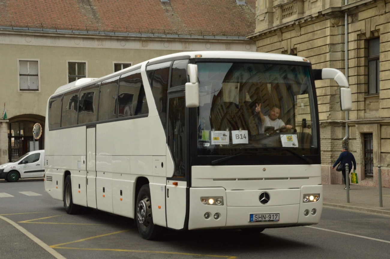 Венгрия, Mercedes-Benz O350-15RHD Tourismo № SHN-917