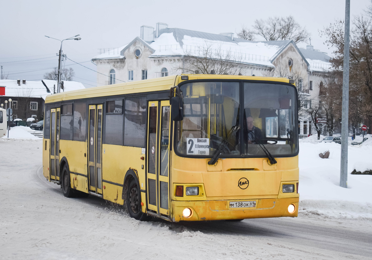 Тверская область, ЛиАЗ-5256.36 № М 138 ОК 69