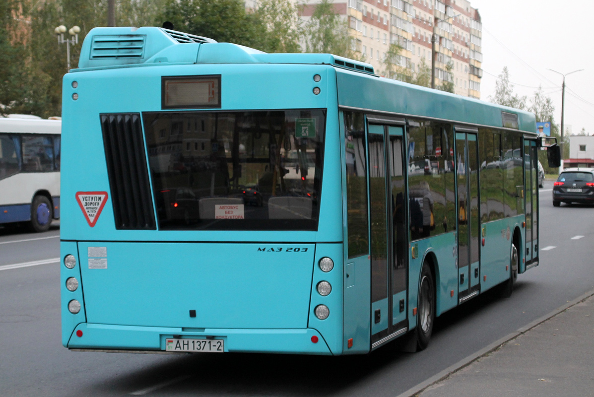 Витебская область, Mercedes-Benz O405N2Ü № АМ 3811-2; Витебская область, МАЗ-203.047 № 012432