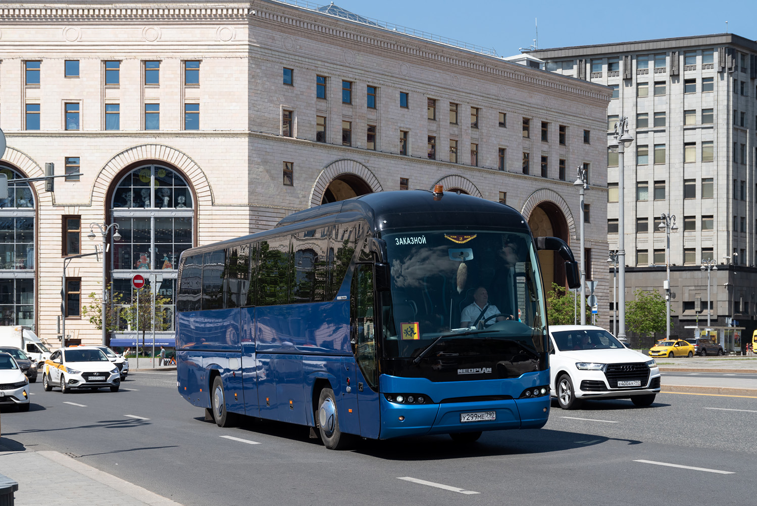 Московская область, Neoplan P21 N2216SHD Tourliner SHD № У 299 МЕ 790