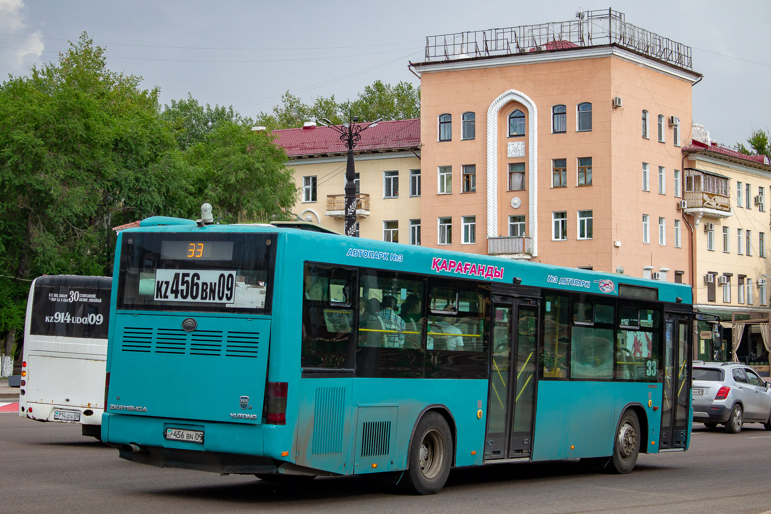 Карагандинская область, Yutong ZK6118HGA № 456 BN 09