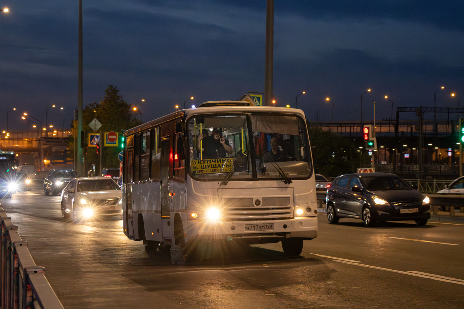 Санкт-Петербург, ПАЗ-320402-05 № Н 717 НТ 198