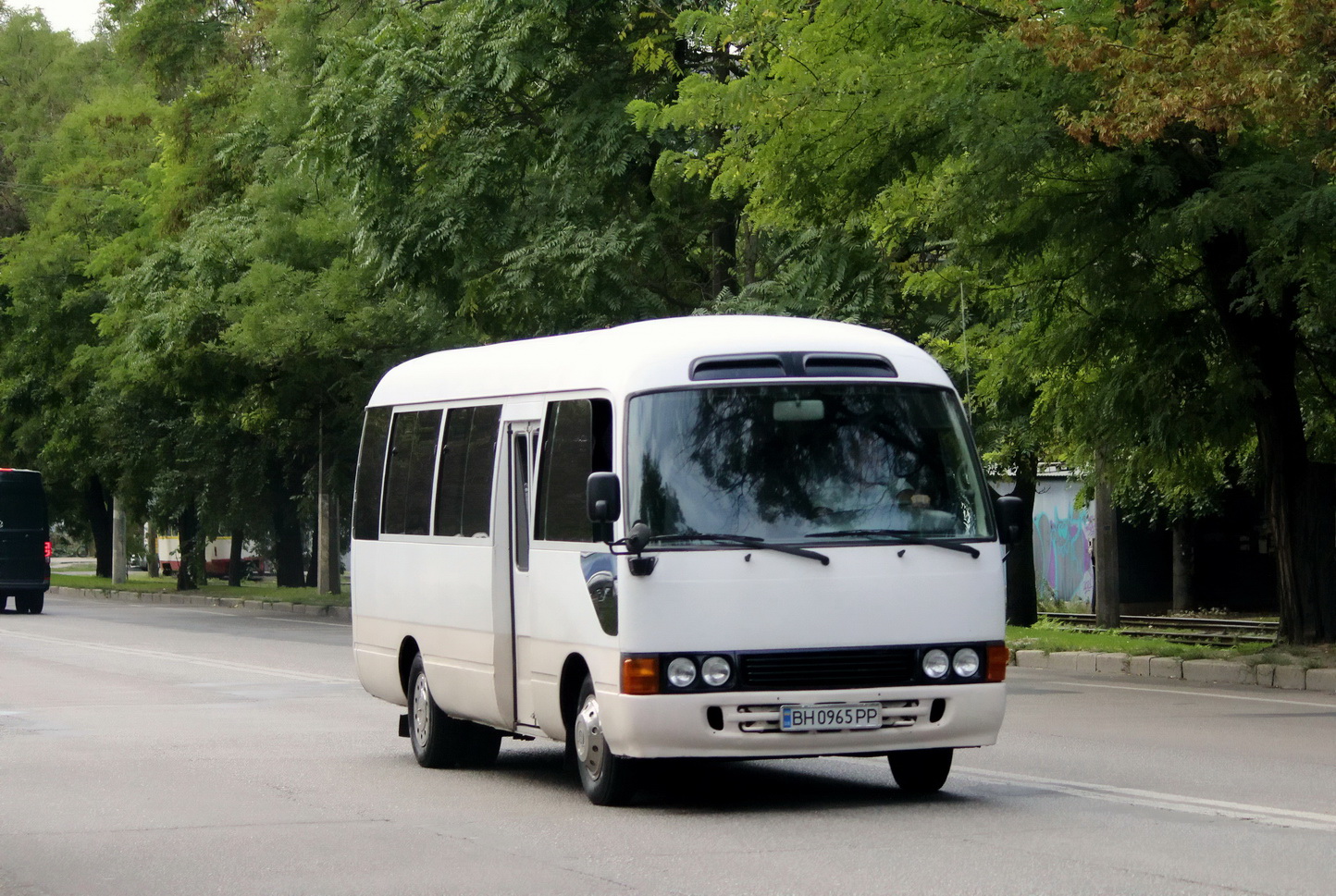 Odessa region, Toyota Coaster HZB50L Nr. BH 0965 PP