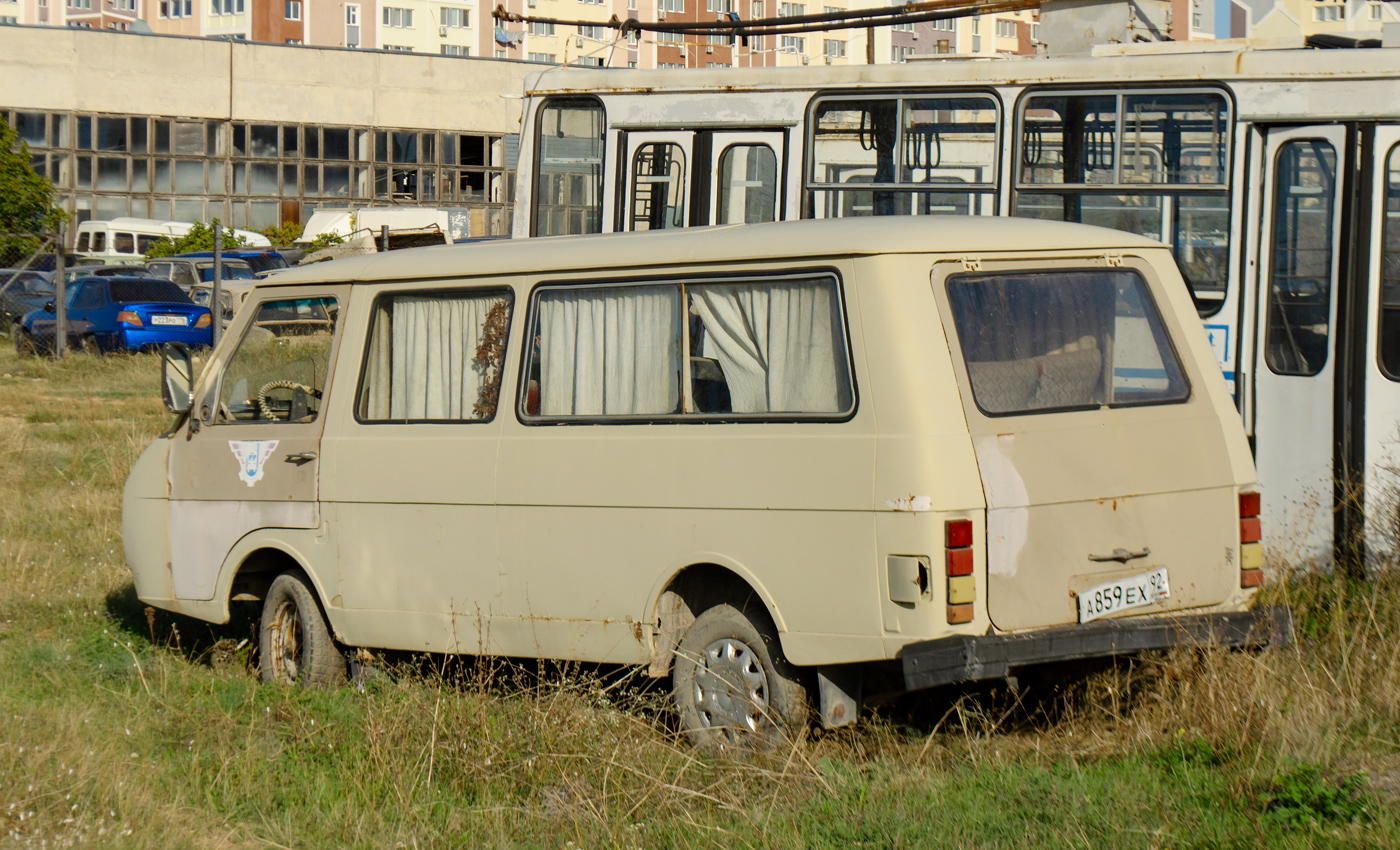 Севастополь, РАФ-2203-01 № А 859 ЕХ 92