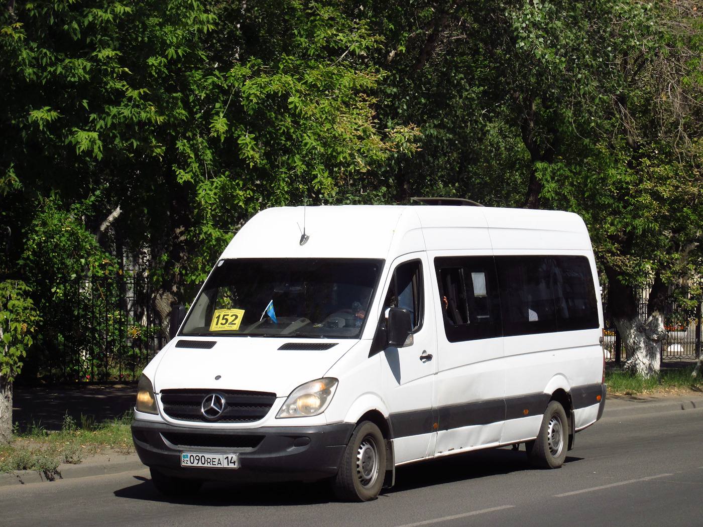 Павлодарская область, Mercedes-Benz Sprinter W906 № 090 REA 14