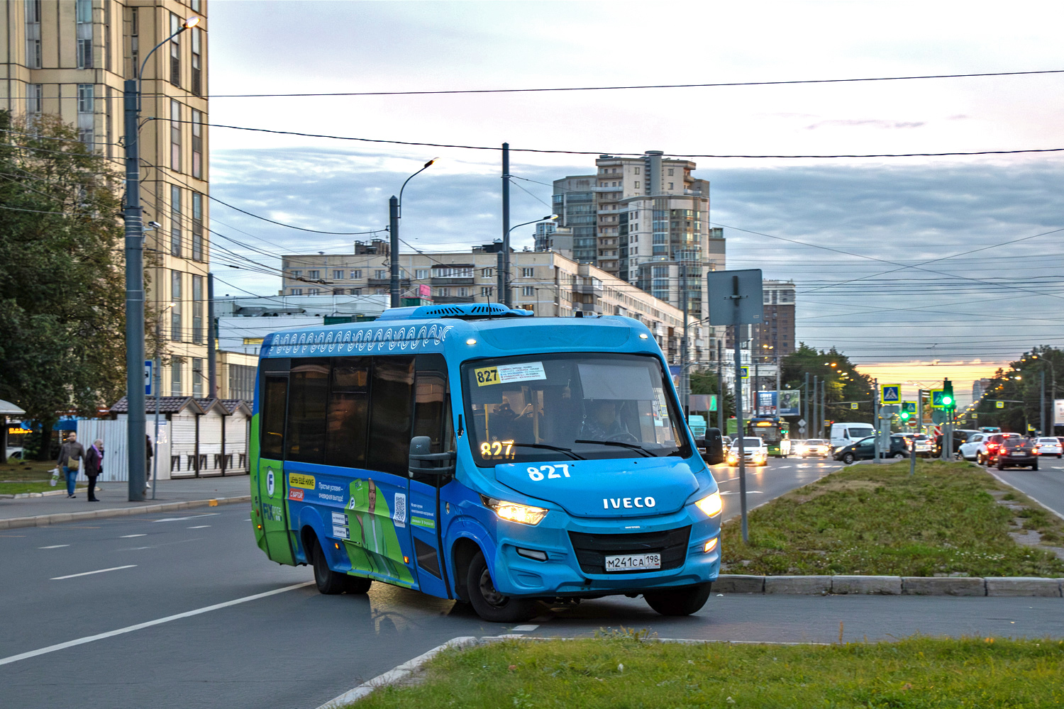 Санкт-Петербург, Нижегородец-VSN700 (IVECO) № М 241 СА 198