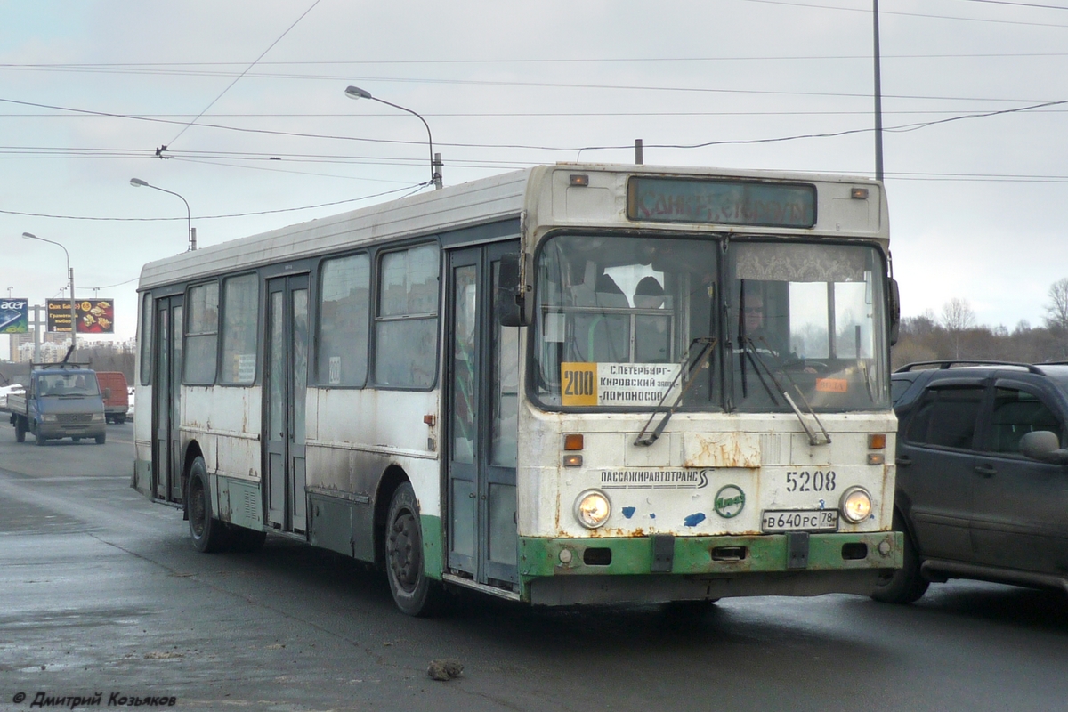 Санкт-Петербург, ЛиАЗ-5256.25 № 5208