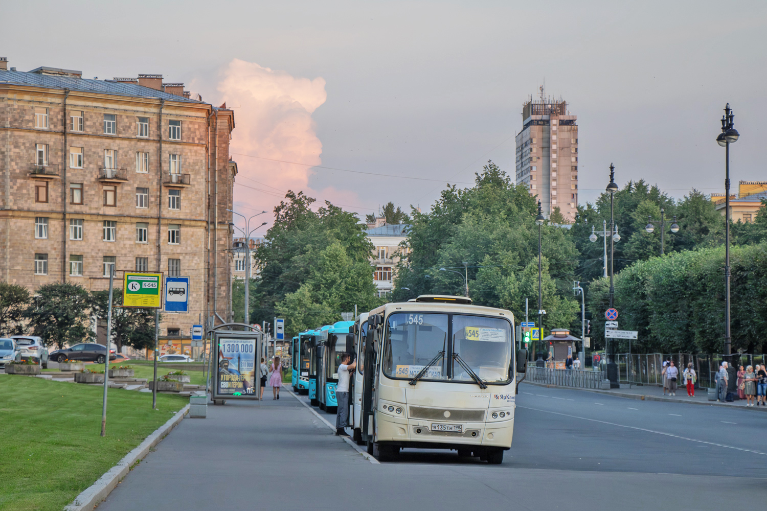 Санкт-Петербург, ПАЗ-320402-05 "Вектор" № В 135 ТН 198