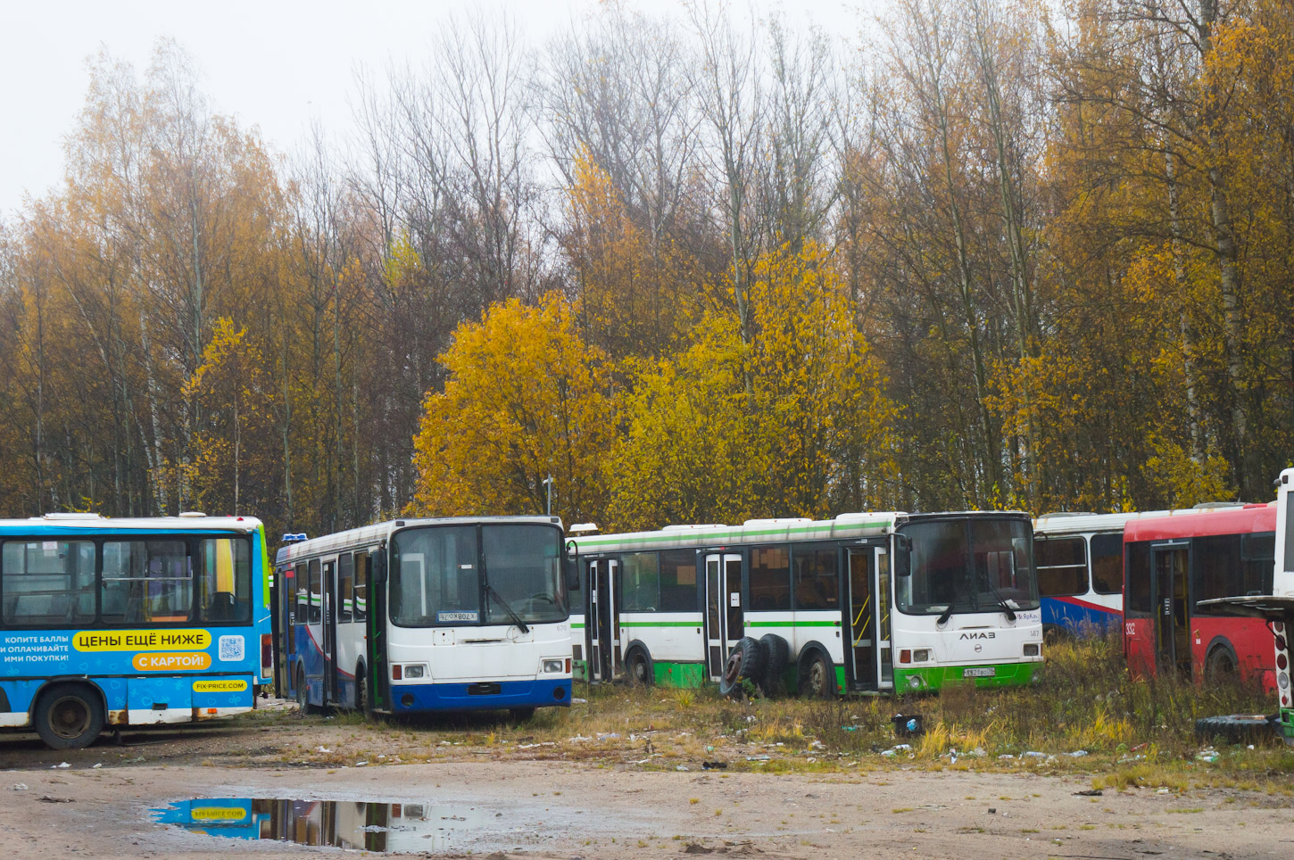 Ярославская область, ПАЗ-320402-05 № 7920; Ярославская область, ЛиАЗ-5256.60 № 587; Ярославская область, ЛиАЗ-5292.65 № 332