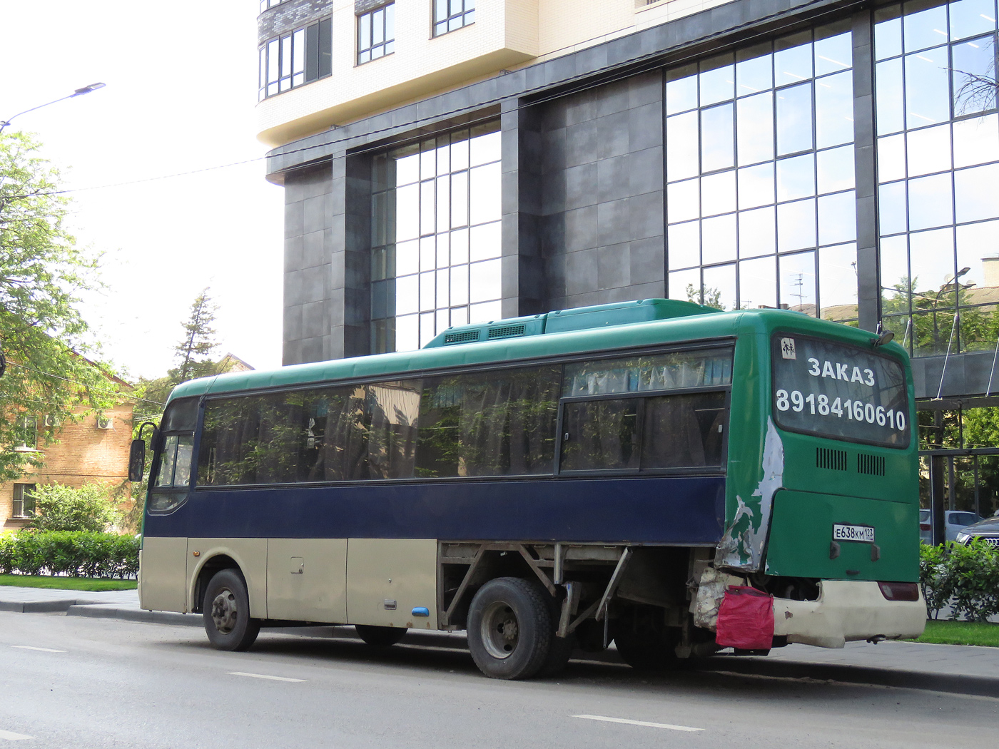 Краснодарский край, Hyundai AeroTown № Е 638 КМ 123