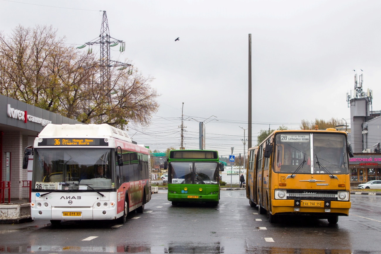 Саратовская область, ЛиАЗ-5292.67 (CNG) № ВЕ 011 64; Саратовская область, Ikarus 280.33 № АЕ 740 64