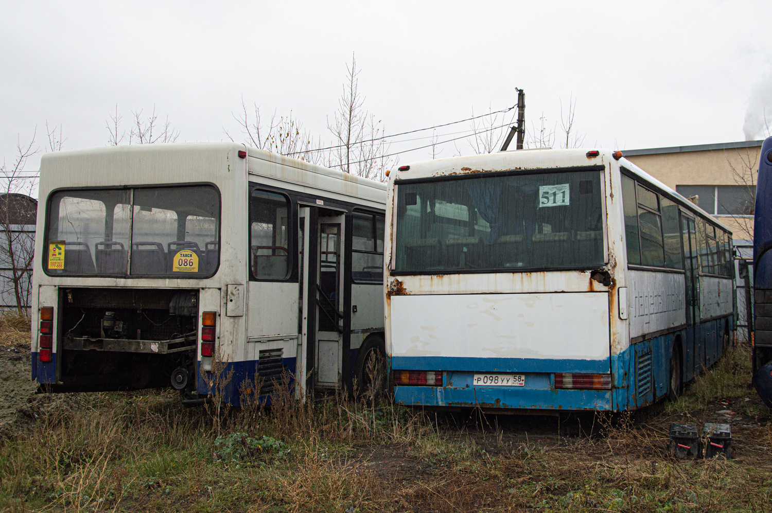 Пензенская область, ГолАЗ-АКА-5225 № В 758 ЕС 35; Пензенская область, Mercedes-Benz O408 № Р 098 УУ 58