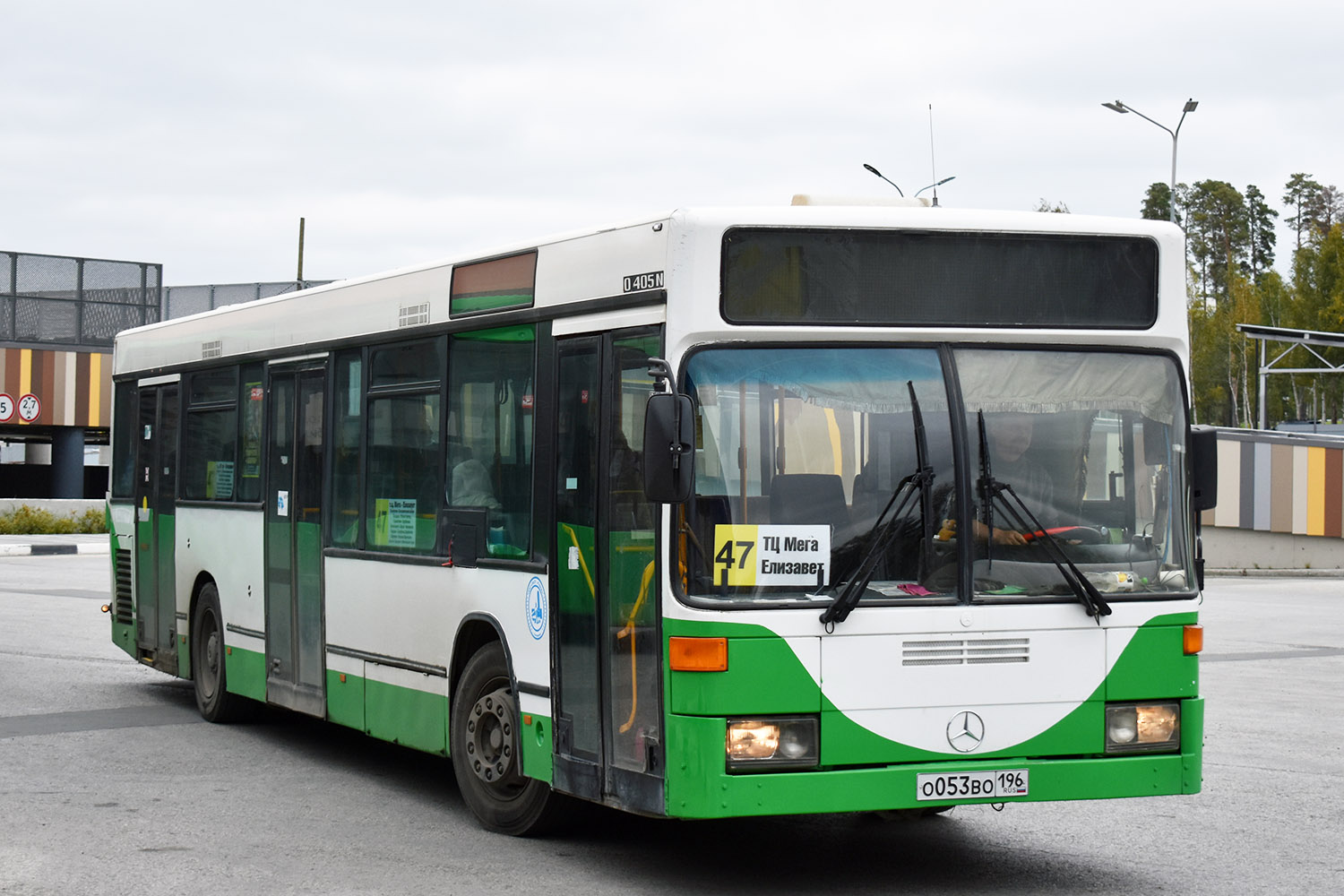 Sverdlovsk region, Mercedes-Benz O405N2 № О 053 ВО 196