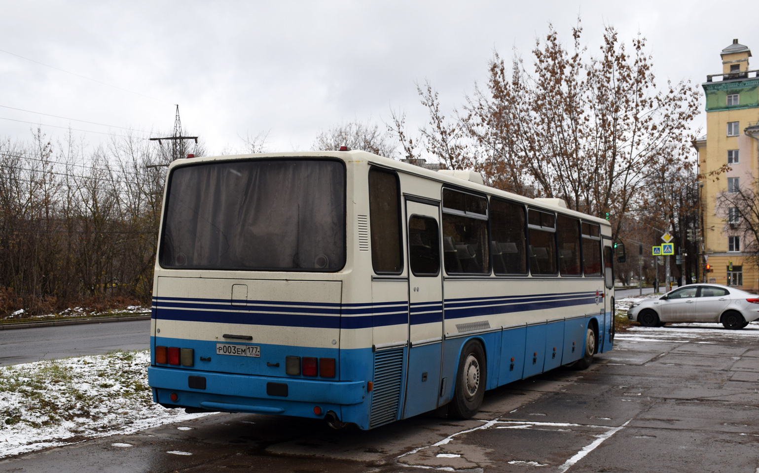 Moscow, Ikarus 250.95 # Р 003 ЕМ 177