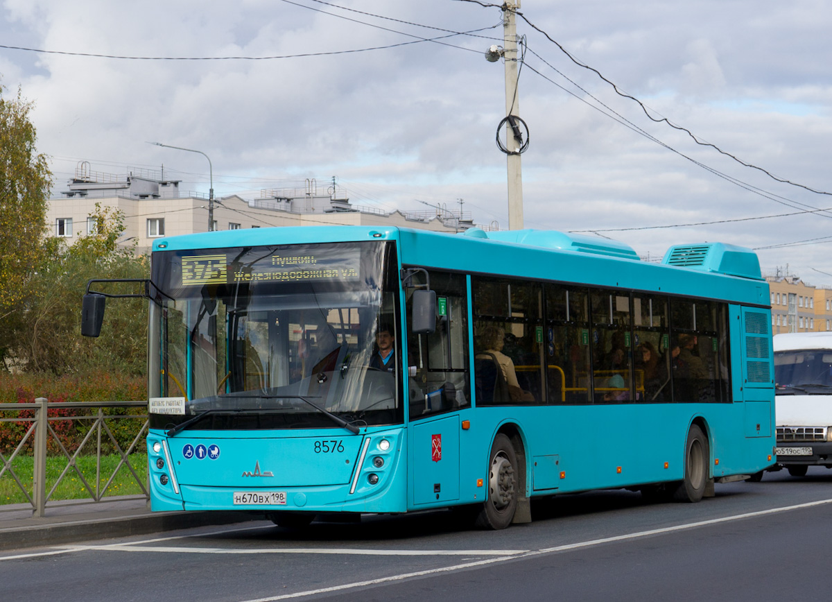 Saint Petersburg, MAZ-203.047 # 8576