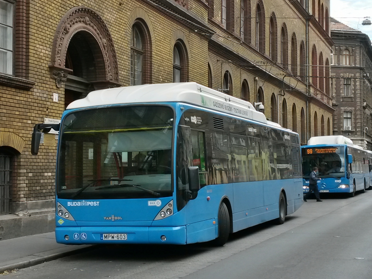 Ungarn, Van Hool New A330 CNG Nr. MPW-603