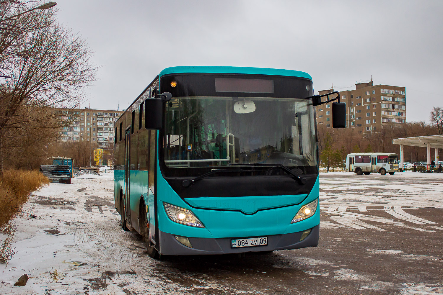 Karagandy province, Dongfeng BWC6850GA5 (Qilu/SemAZ) № 084 ZV 09