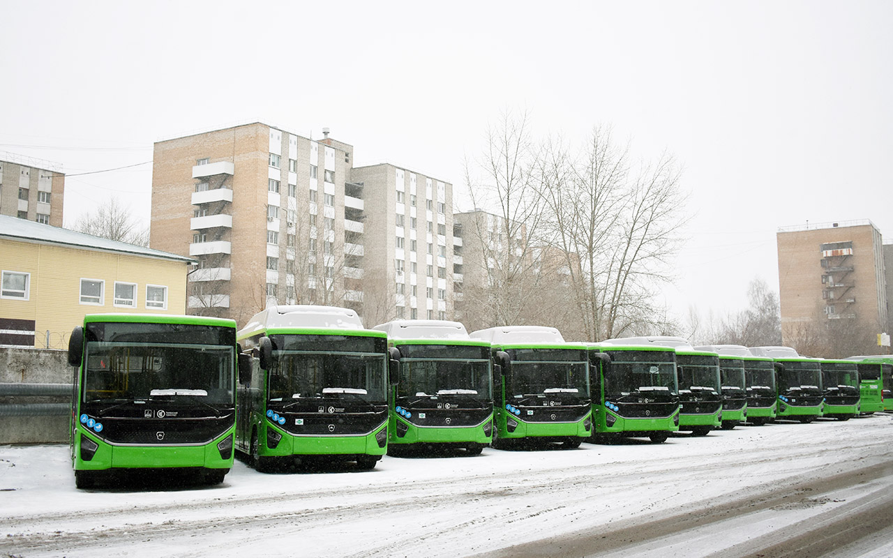 Тюменская область, ПАЗ-422320-04 "Citymax 9" № 556; Тюменская область, ПАЗ-422320-14 "Citymax 9" № 72 БН (0014); Тюменская область, ПАЗ-422320-04 "Citymax 9" № 72 БН (0019); Тюменская область — Автобусные предприятия; Тюменская область — Новые автобусы