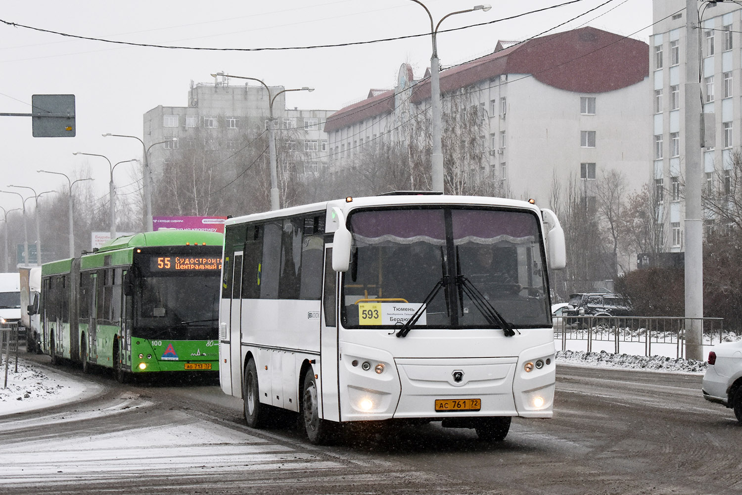 Тюменская область, КАвЗ-4235-62 № АС 761 72