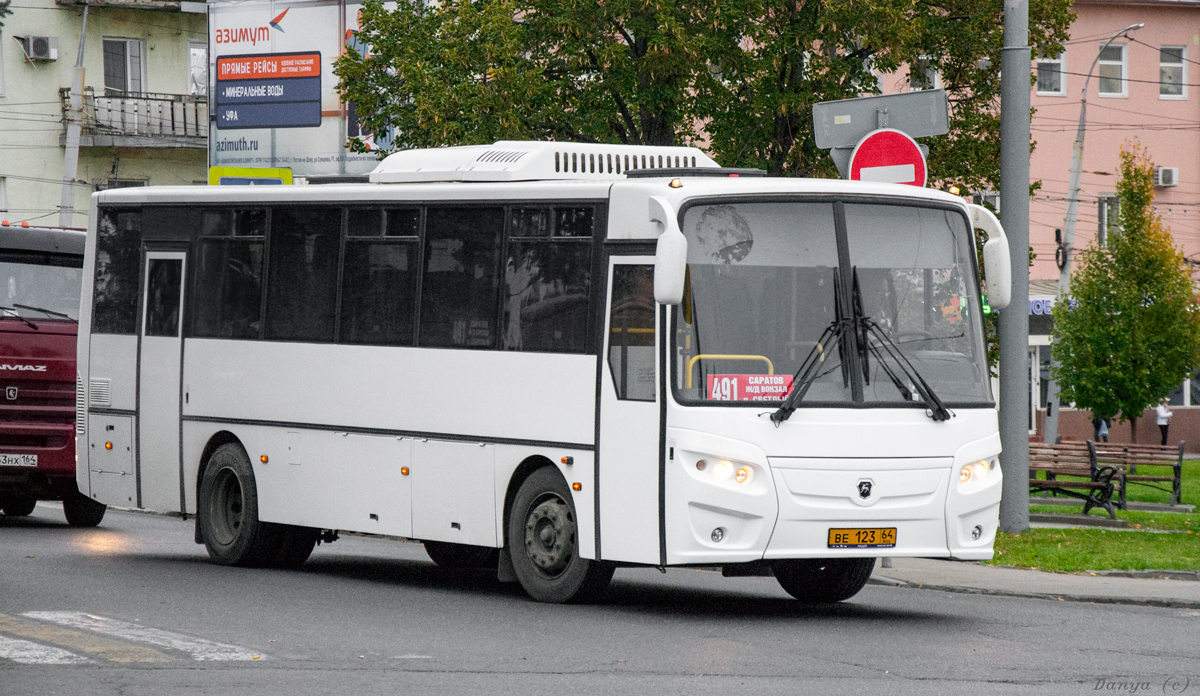 Саратовская область, КАвЗ-4238-B2 № ВЕ 123 64