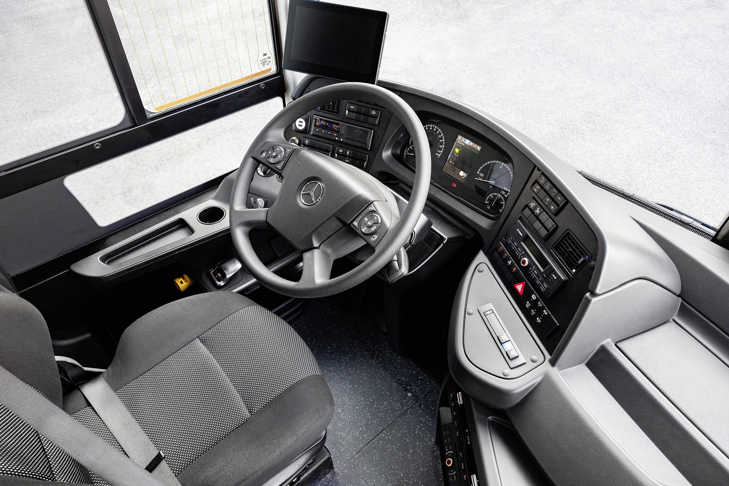 Баден-Вюртемберг, Mercedes-Benz eIntouro № 1540