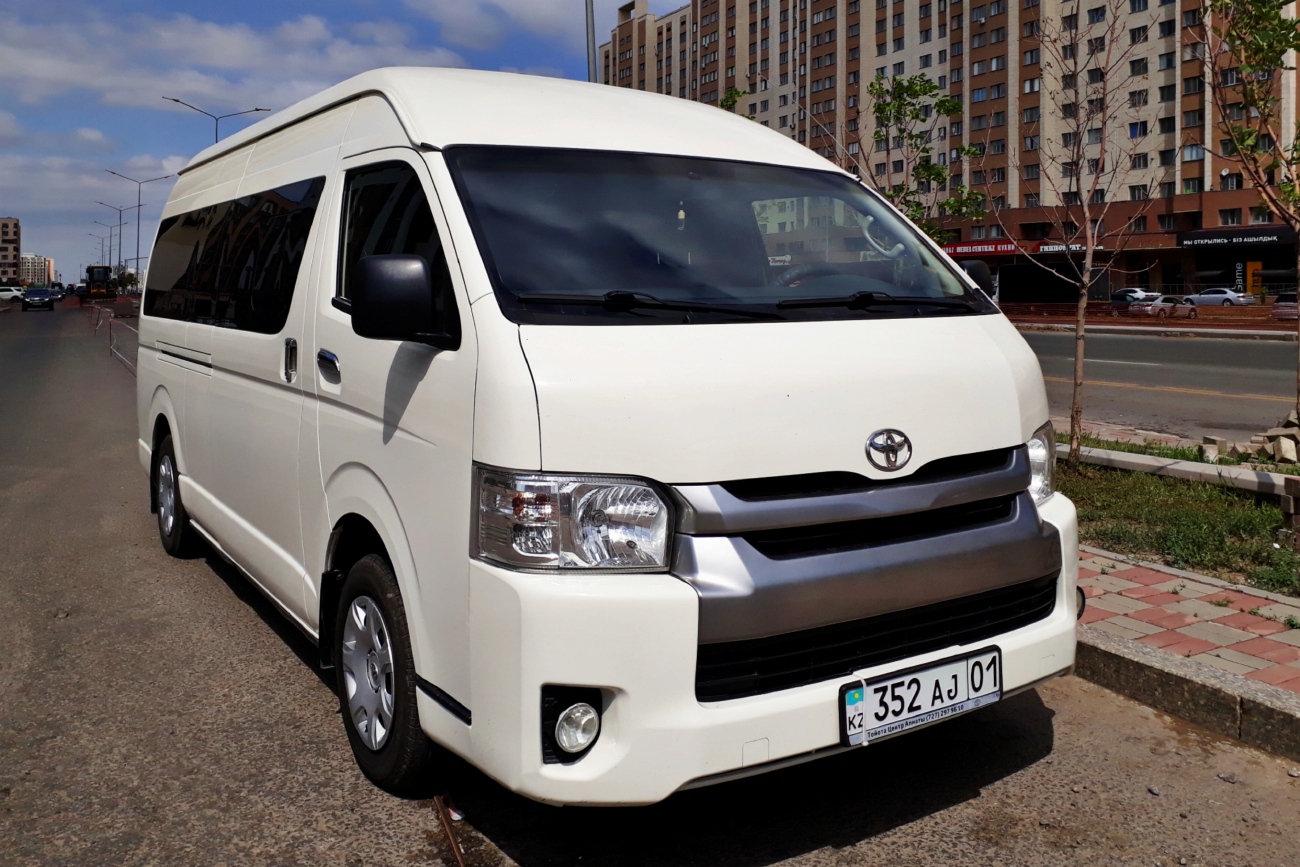 Astana, Toyota HiAce TRH223L č. 352 AJ 01