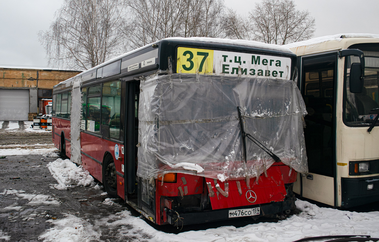 Свердловская область, Mercedes-Benz O405N2 № М 476 СО 159