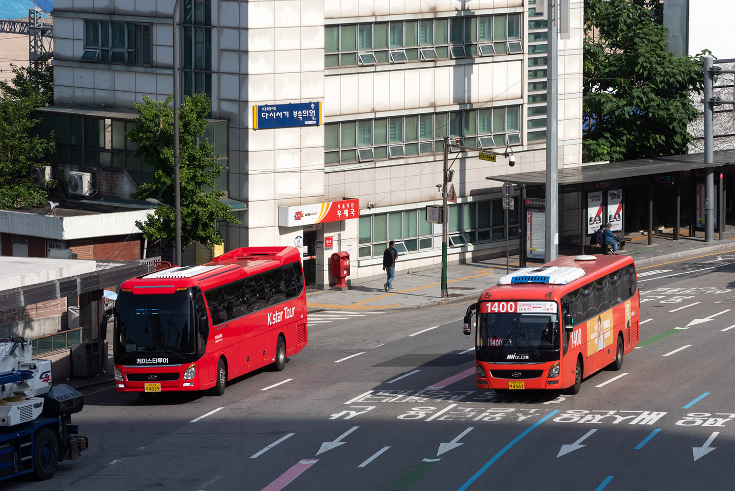 Южная Корея, Hyundai Universe Xpress Noble № 경기 74 아 4039; Южная Корея, Hyundai Universe Space Elegance № 인천 70 바 4561 Южная Корея, Hyundai Universe Xpress Noble № 경기 74 아 4039; Южная Корея, Hyundai Universe Space Elegance № 인천 70 바 4561