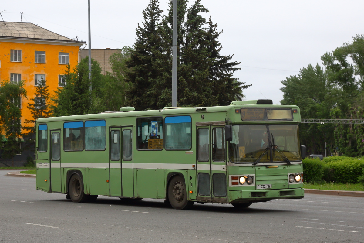 Восточно-Казахстанская область, Scania CN113CLB № F 932 PB