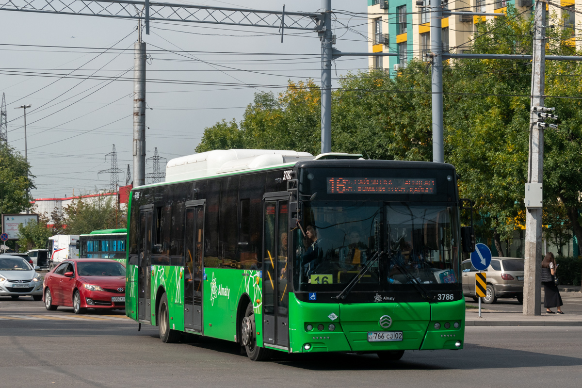 Алматы, Golden Dragon XML6125CN (Hyundai Trans Auto) № 3786