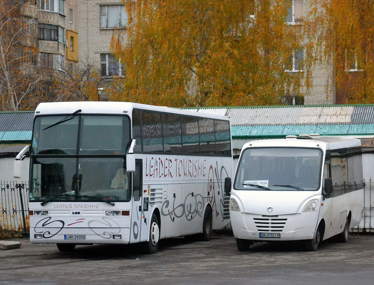 Польша, EOS 200 № LHR 31050; Ровненская область, Cacciamali Thesi № BK 0732 IM