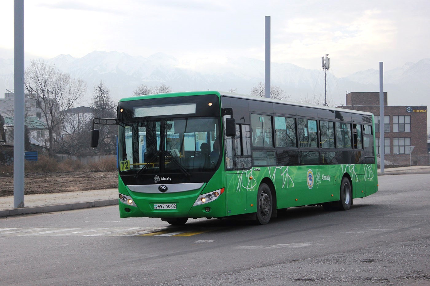 Алматы, Yutong ZK6118HGA № 597 DS 02