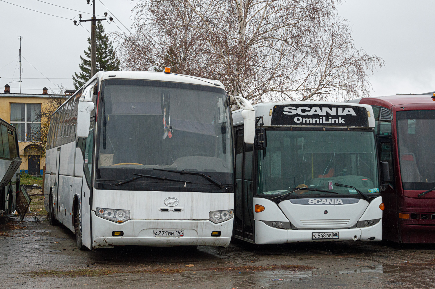 Саратовская область, Higer KLQ6129Q № А 271 ВМ 164; Пензенская область, Scania OmniLink II (Скания-Питер) № С 548 ВВ 58