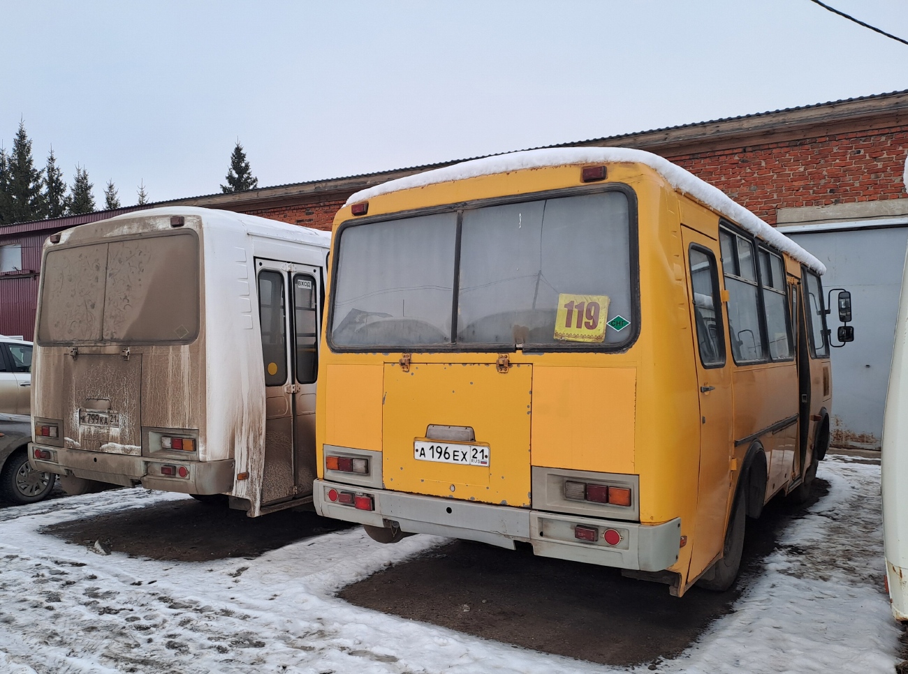 Чувашия, ПАЗ-32053-70 № А 196 ЕХ 21