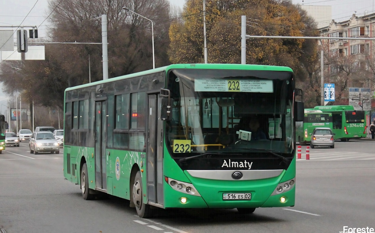 Алматы, Yutong ZK6118HGA № 516 ES 02