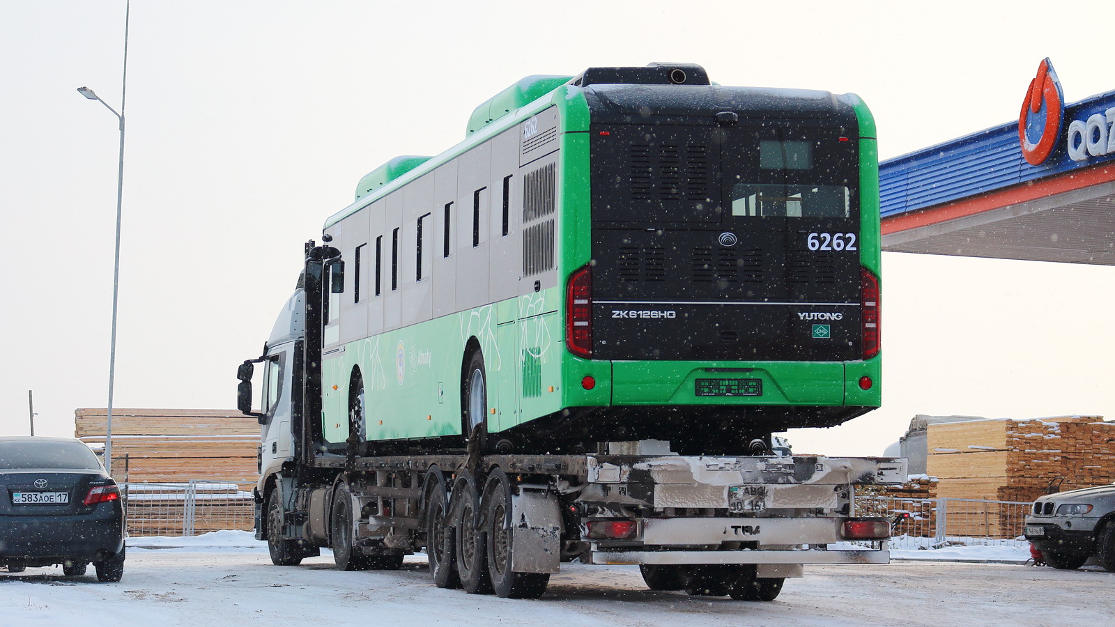 Алматы, Yutong ZK6126HG (QazTehna) № 6262; Алматы — Новые автобусы