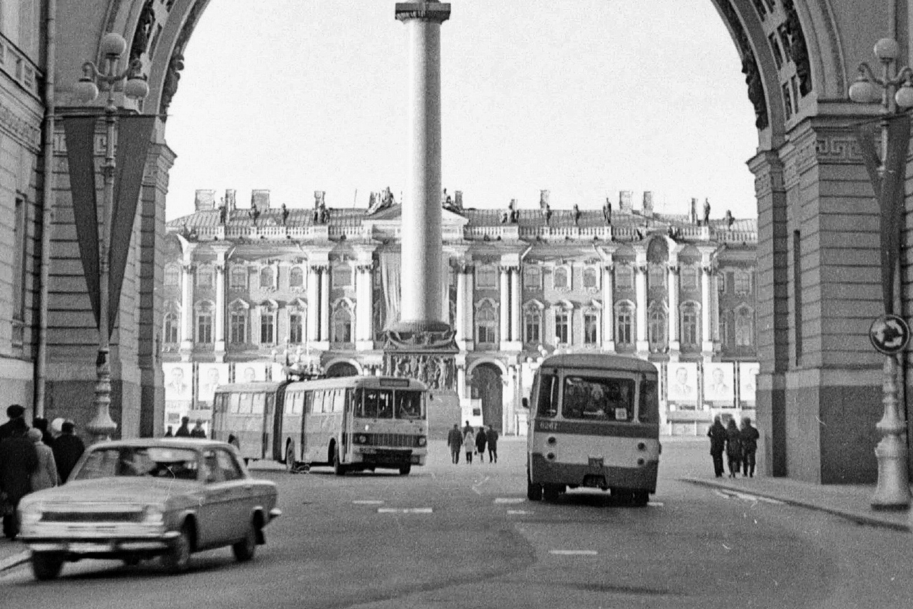 Санкт-Петербург, ЛиАЗ-677 № 6267; Санкт-Петербург — Старые фотографии