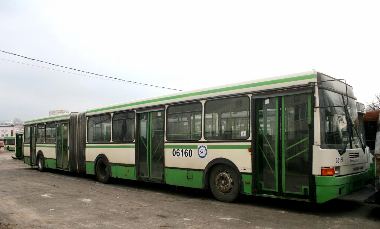 Москва, Ikarus 435.17 № 06160